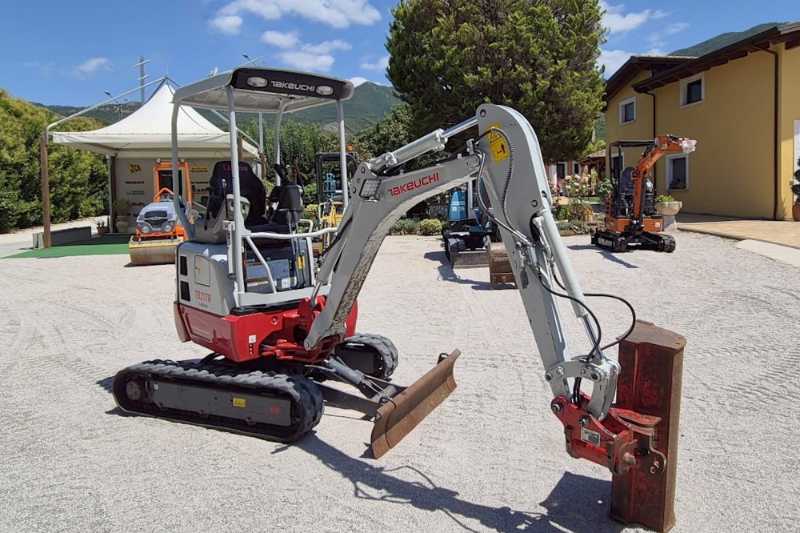 OmecoHub - Immagine TAKEUCHI TB217R